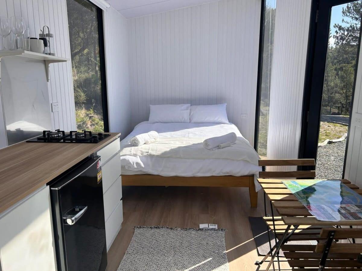 Vila Ruru Tiny House By Tiny Away Rangihaeata Exteriér fotografie